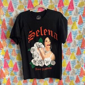 Selena Black Graphic T-Shirt
